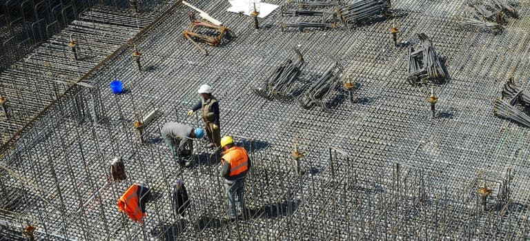 Should you invest in a ready or off-plan property in the UAE?